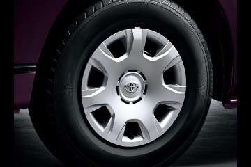 195/80R15 107/105L LT(15×6Jスチールホイール)/フルホイールキャップ(スチールホイール用ハイグレードタイプ)