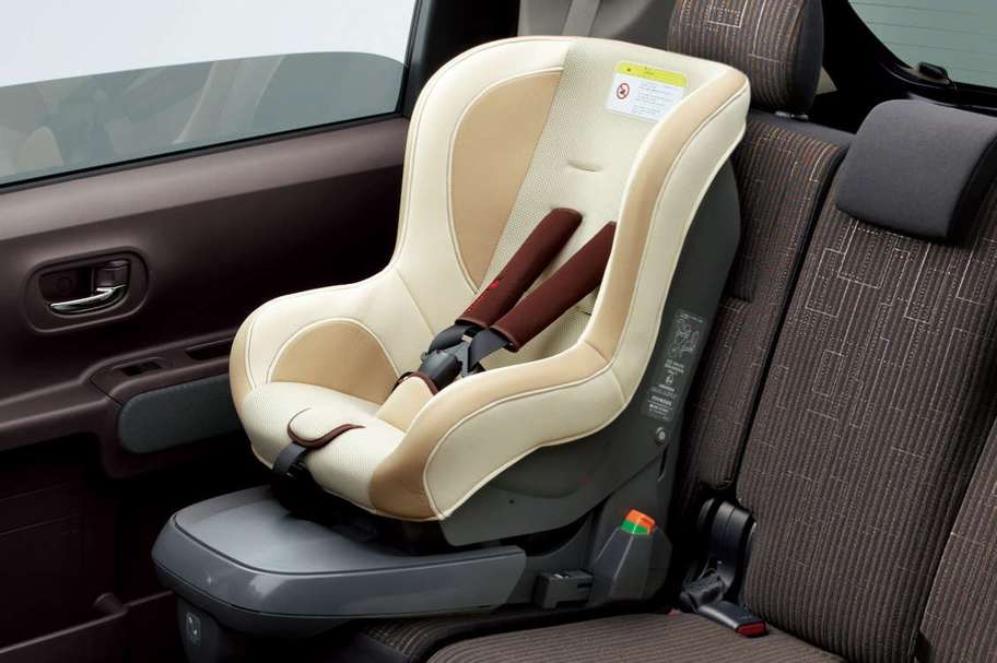 汎用ISOFIX*1対応チャイルドシート固定専用バー+トップテザーアンカー(リヤ左右席)